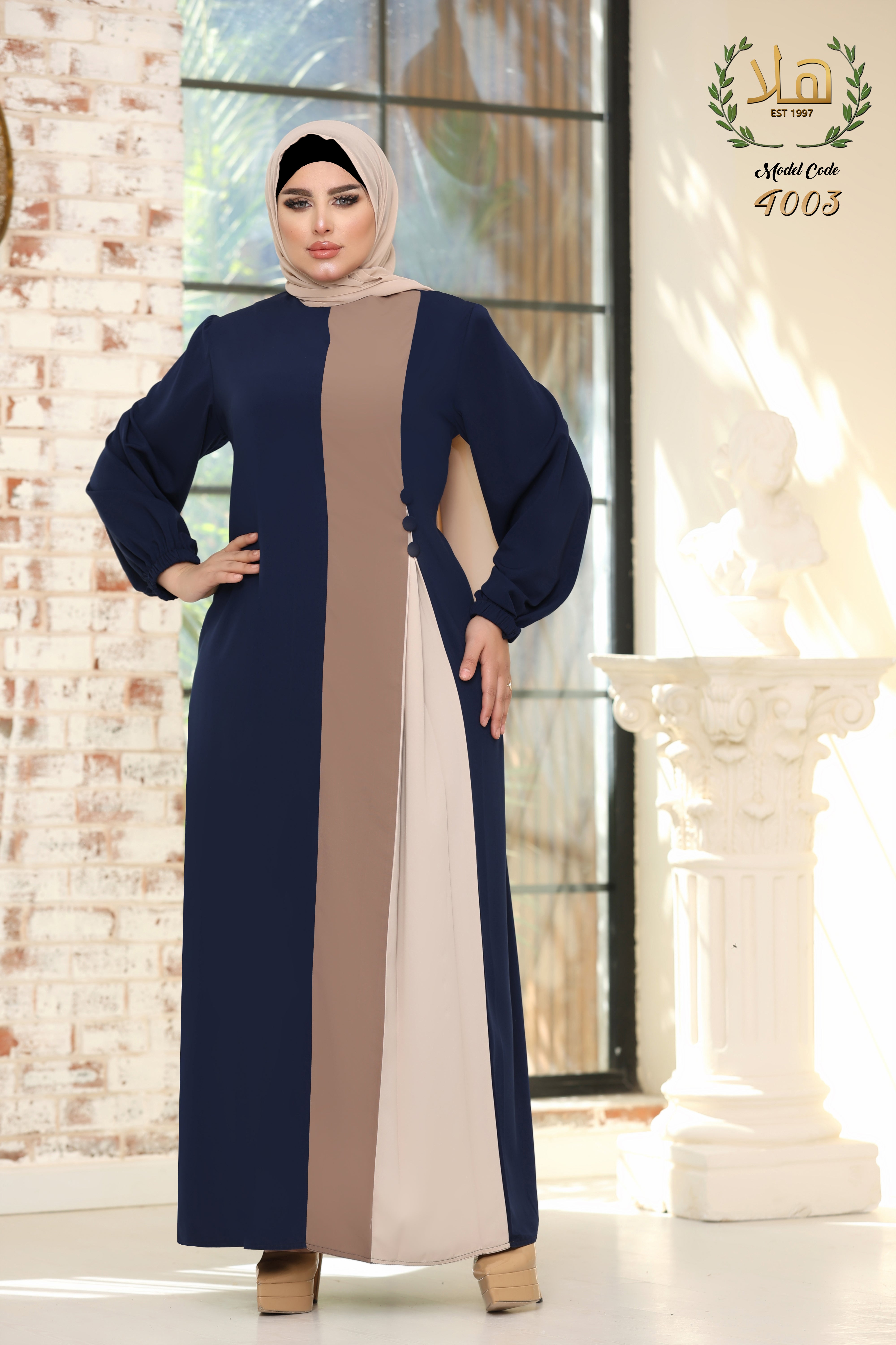 3-color Kalone Abaya in navy blue