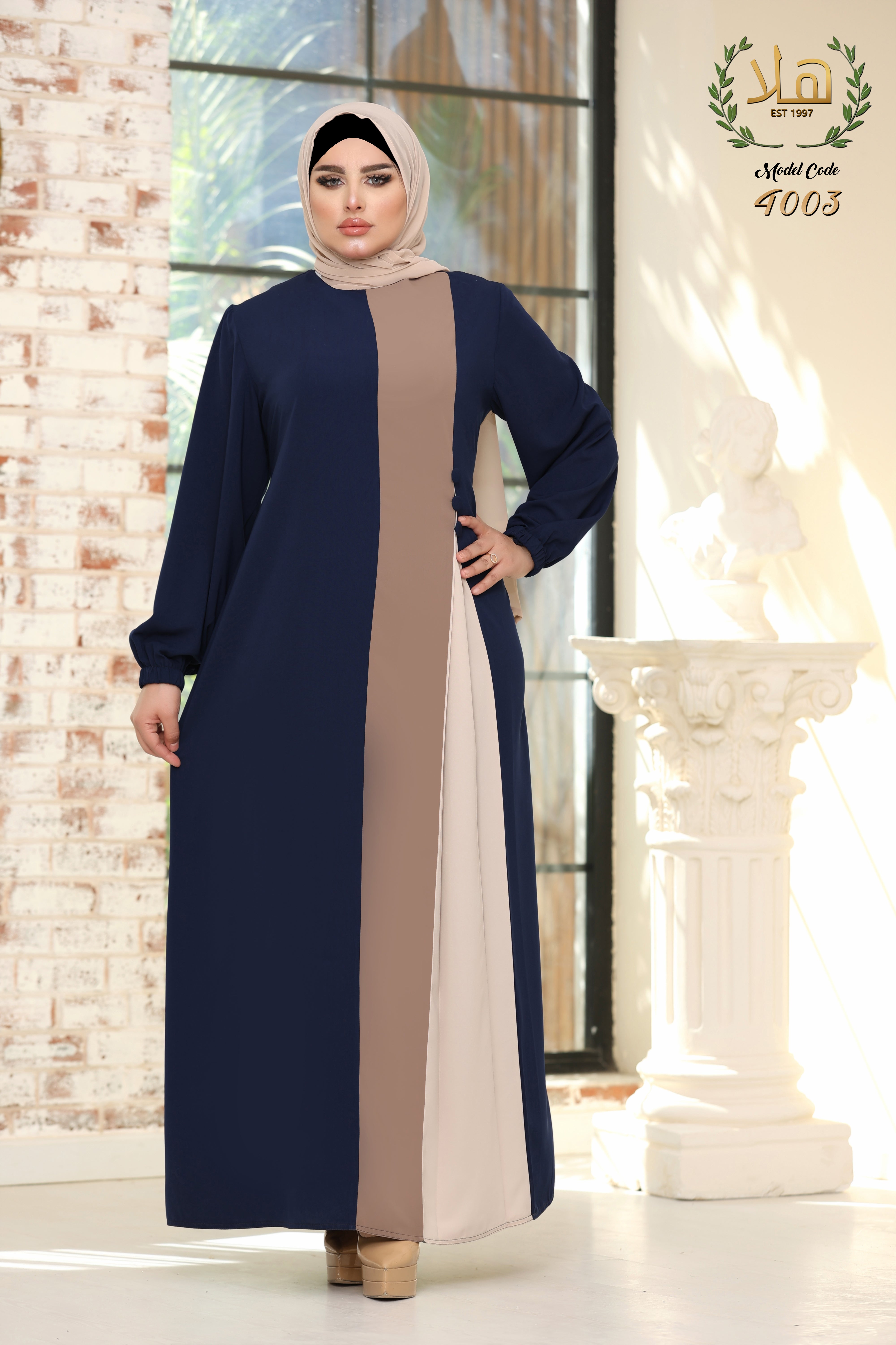 3-color Kalone Abaya in navy blue